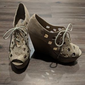 Soda Platform Wedges